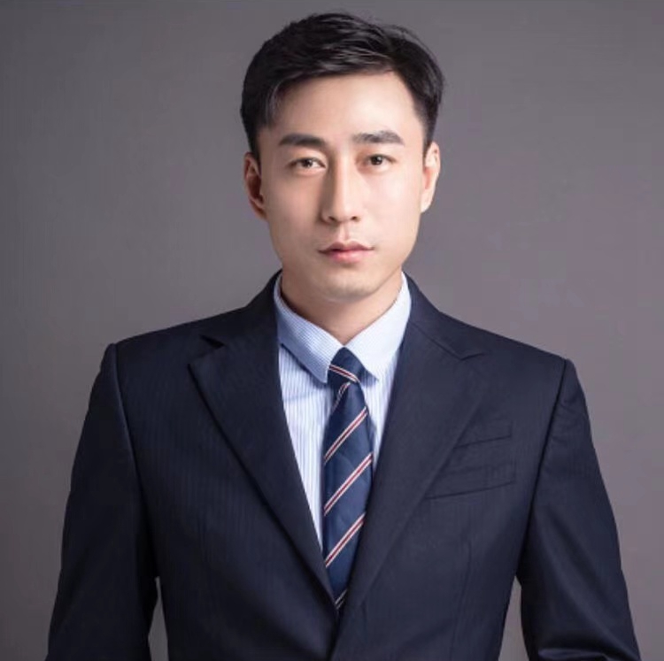 张民翰 艺术总监 & 首席设计师